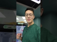 Умный торговый автомат с ИИ для закусок и напитков