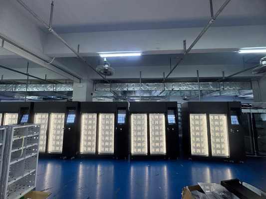 22-дюймовый с сенсорным экраном шкафчик с 42 шкафчиками и ОС Android 11.1